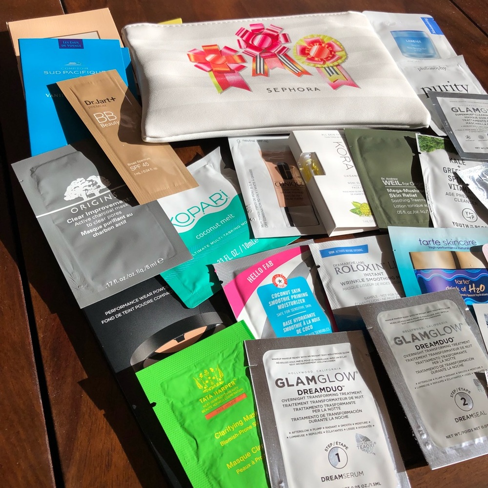 Brand New Sepora Cosmetic Bag with 20+ Samples - Picture 5 of 5